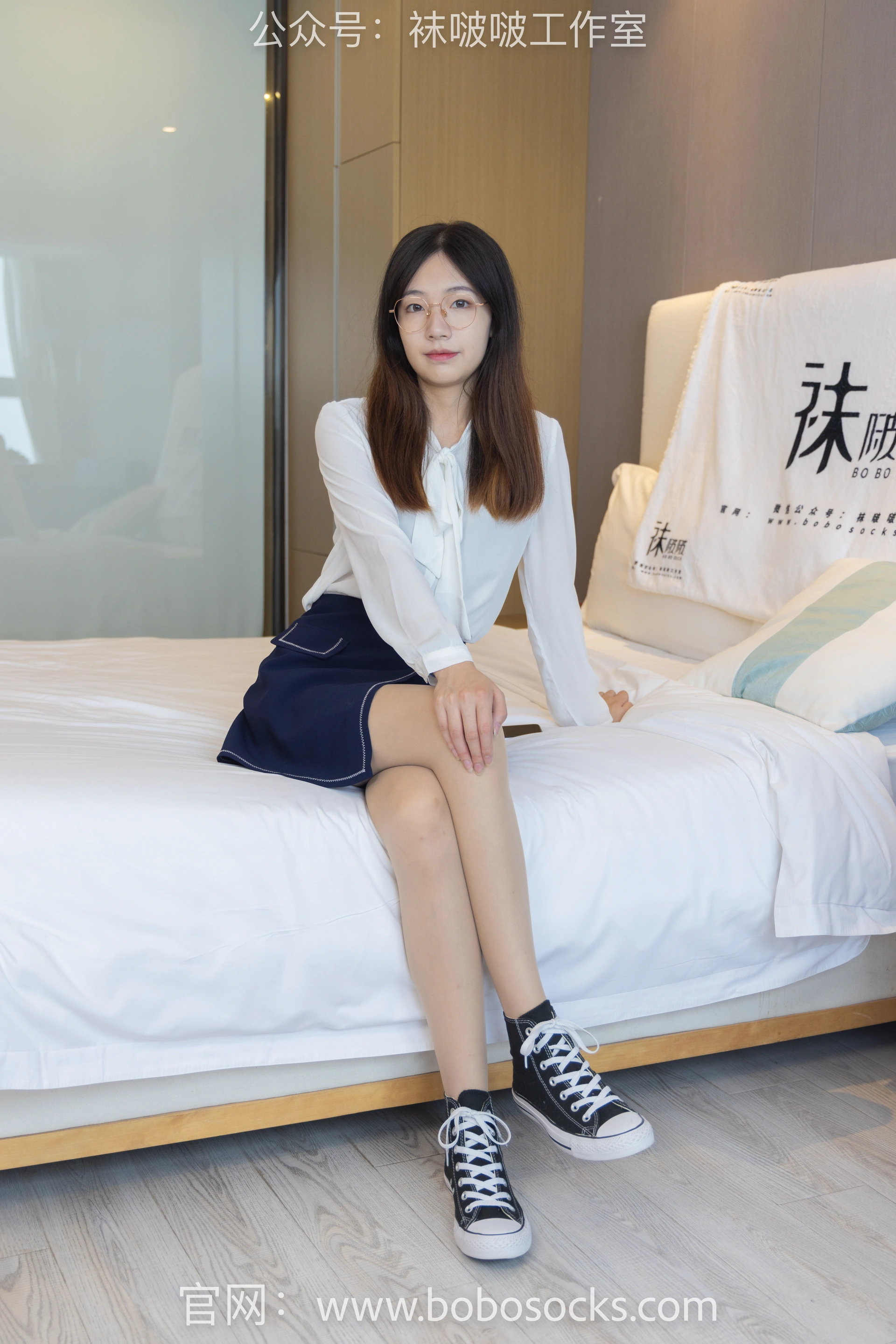 [BoBoSocks袜啵啵]NO.114 小甜豆-高跟鞋、帆布鞋、肉丝、厚黑丝 1